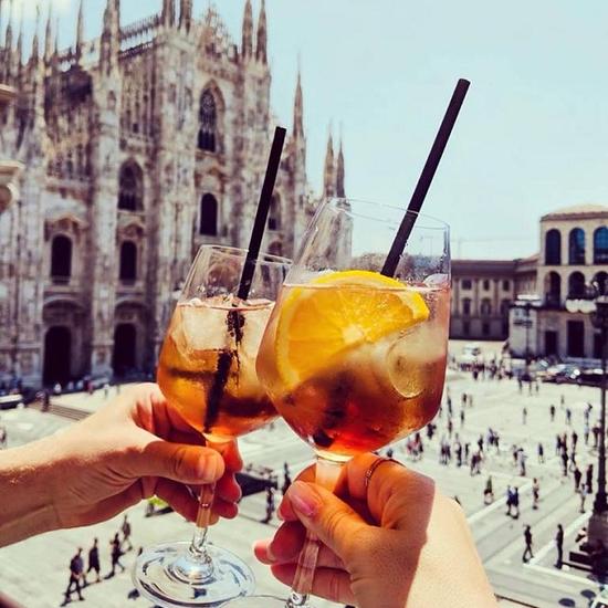 HAPPY HOUR HOTEL RAFFAELLO 拉斐尔酒 店 米蘭 HAPPY HOUR HOTEL RAFFAELLO 拉斐尔酒 店 米蘭